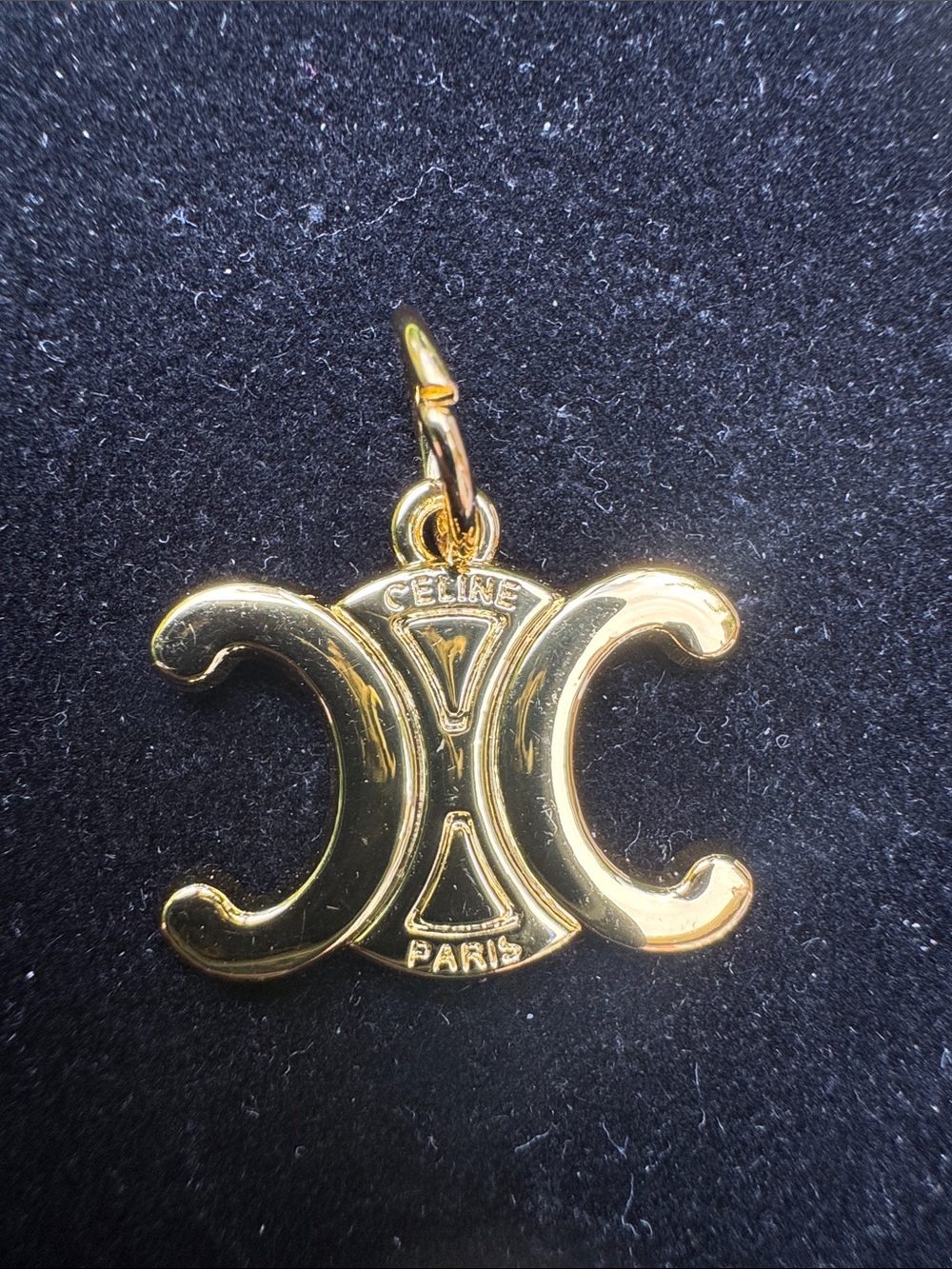 Charm Gold Triomphe Pendant Charm